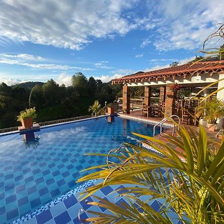 Hotel Estaciones Guatape Exterior photo