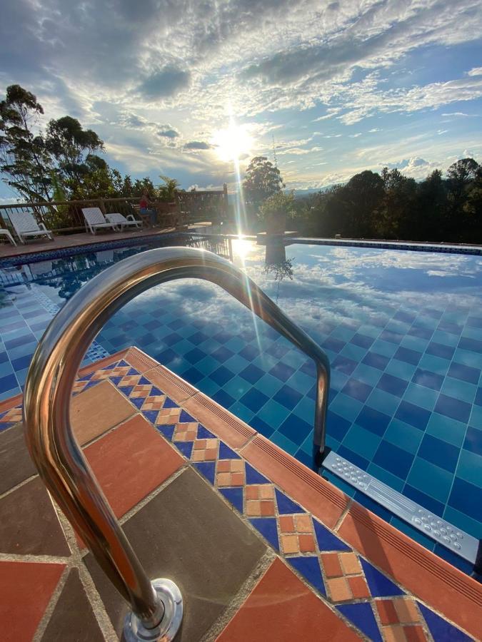 Hotel Estaciones Guatape Exterior photo