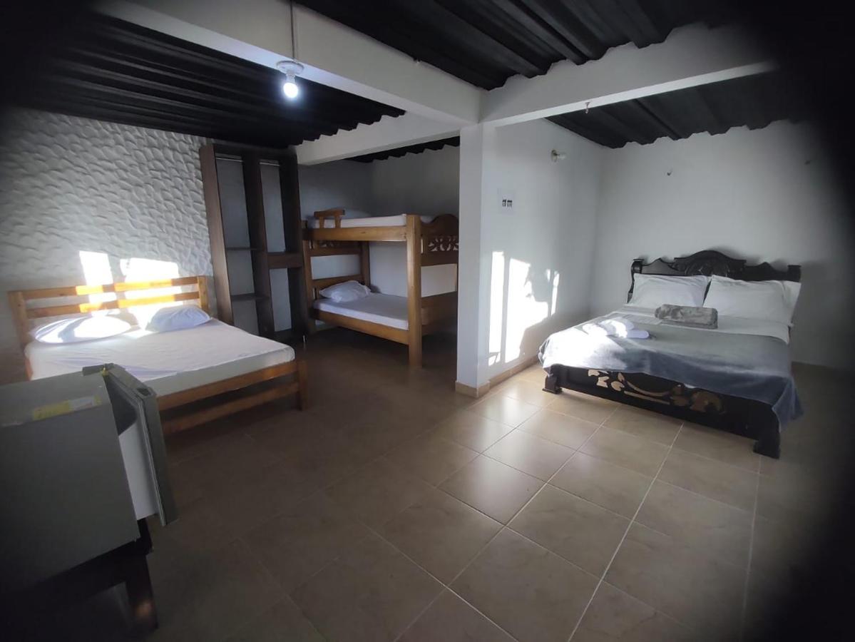 Hotel Estaciones Guatape Exterior photo