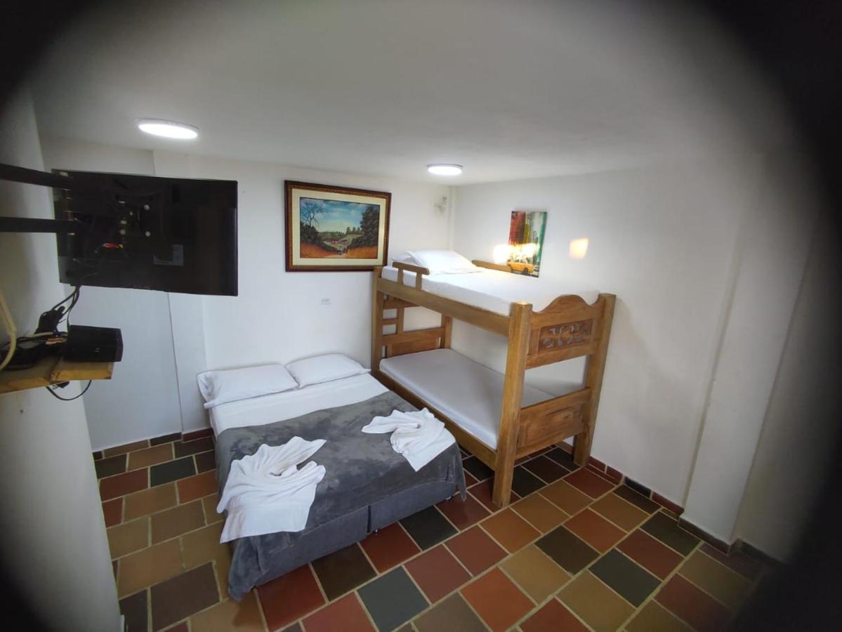 Hotel Estaciones Guatape Exterior photo