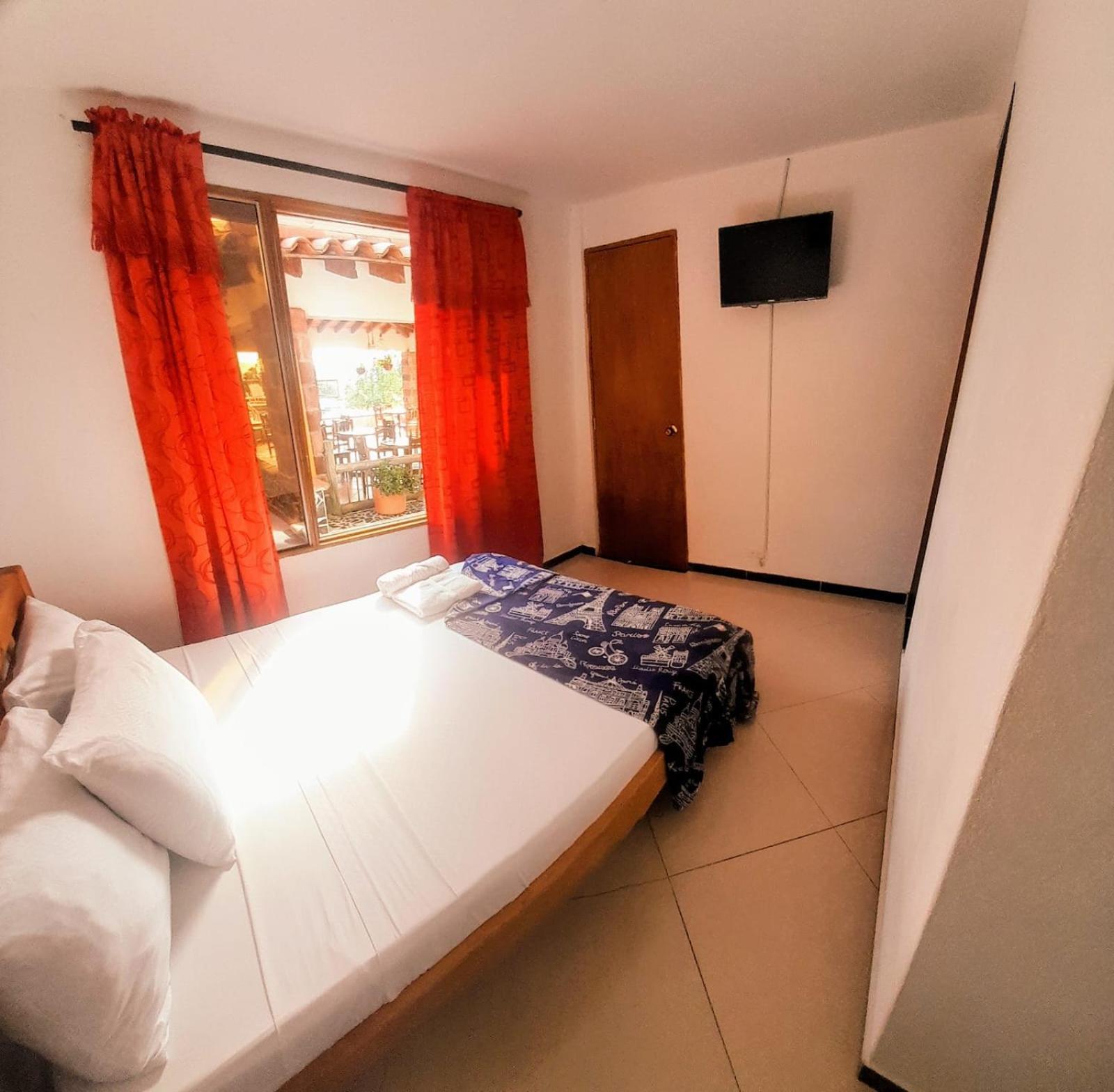 Hotel Estaciones Guatape Exterior photo